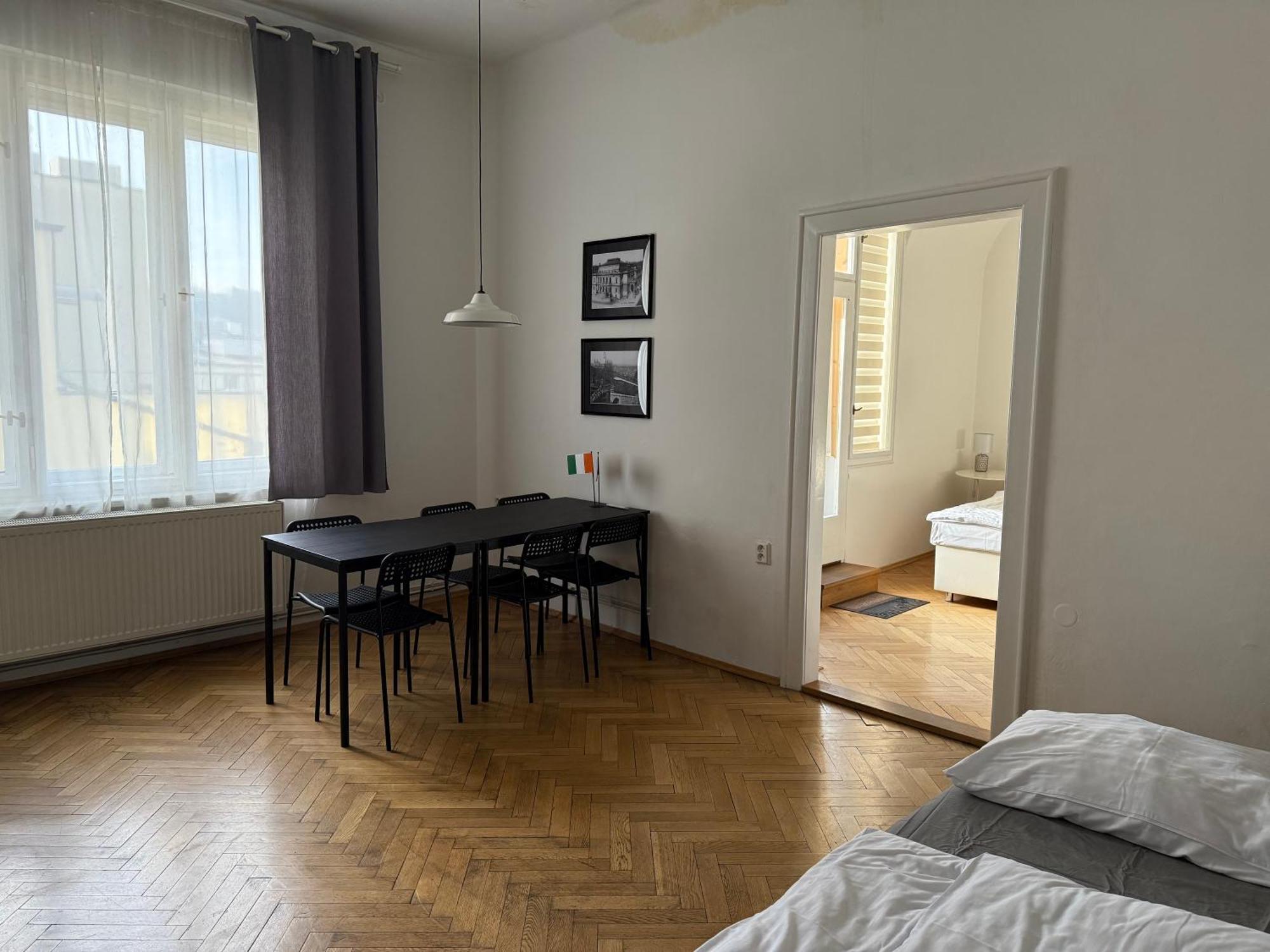 Castle View Apartment, Prague
